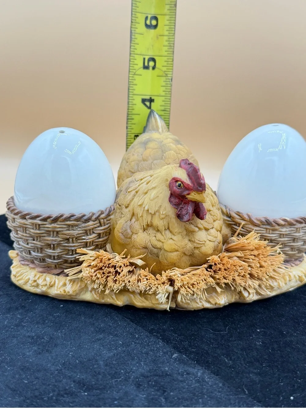 Ceramic Hen Egg Holder Salt & Pepper Shaker Set Farmhouse Chicken Kitchen Decor